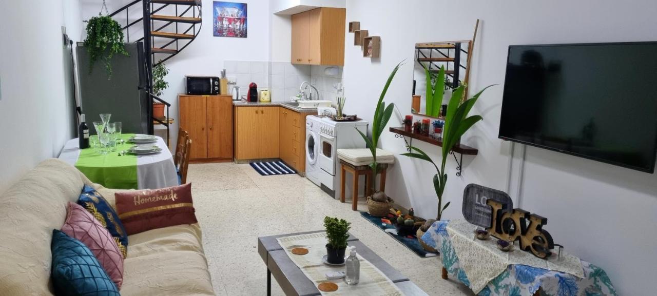 Buenaventura Cosy Apartment Kato Paphos Bagian luar foto